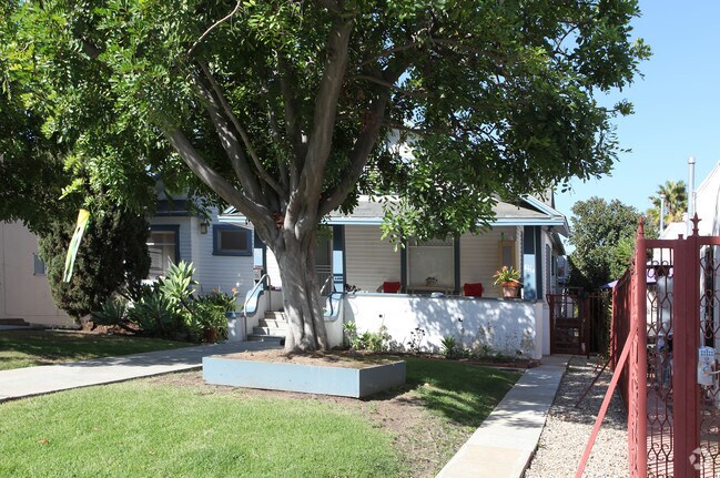 Building Photo - 3712-3714 Park Blvd