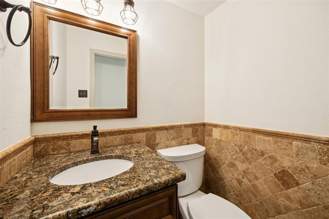Building Photo - 2200 Shadow Creek Ct
