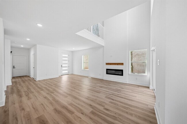 Building Photo - 23 Presidio Rd