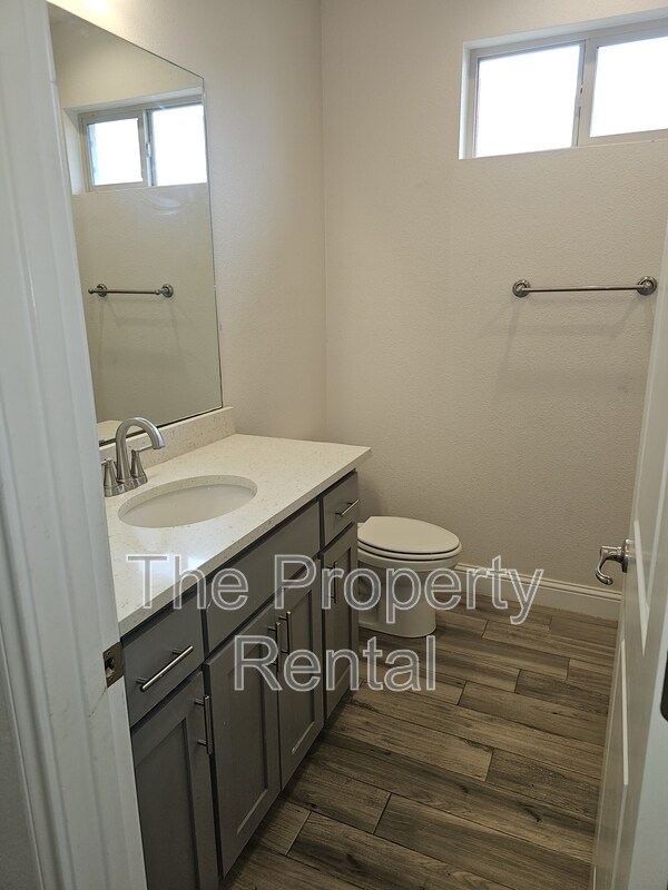 Building Photo - 1520 Overshine Ln