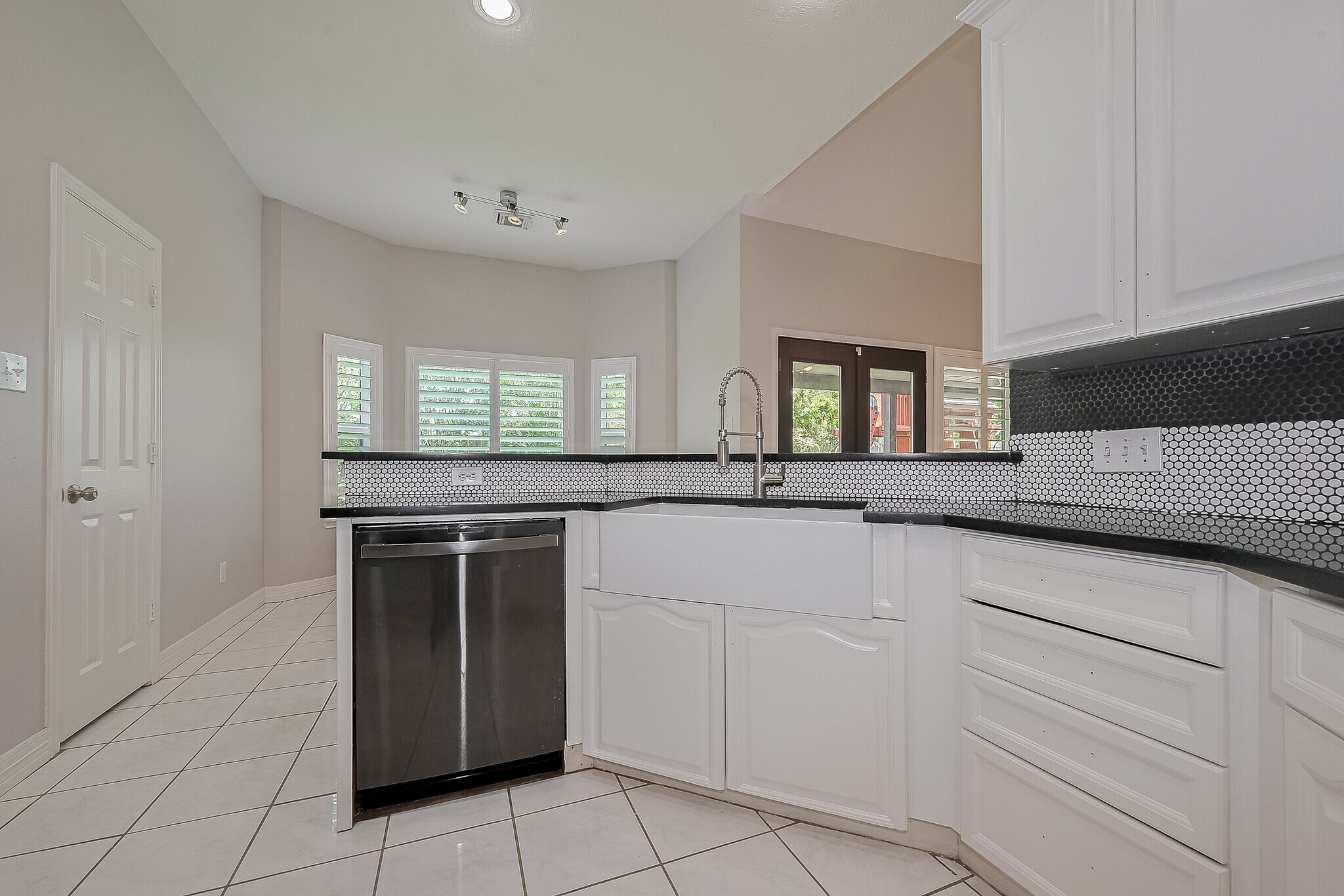 Building Photo - 6503 Taimer Ct
