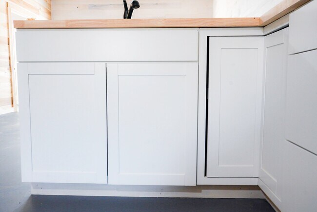 Building Photo - 68 Ted Gran Ln