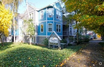 Building Photo - Bright & Spacious 2-Bed/2 Bath with W/D, D...