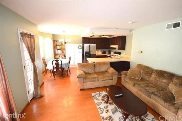 Building Photo - 3 br, 2 bath Condo - 755 N East St