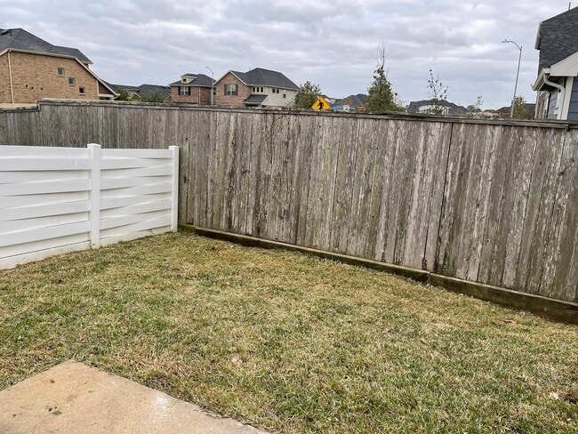 Building Photo - 1603 Nichole Woods Dr