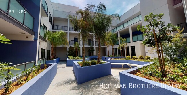 Building Photo - 1750 Glendale Blvd