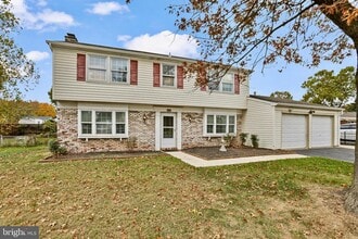 Building Photo - 4116 Majestic Ln