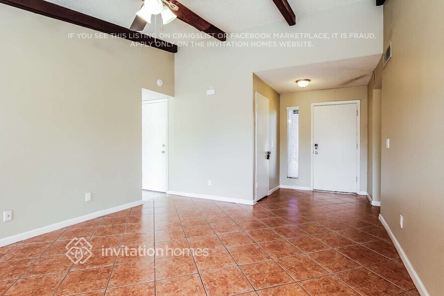 Building Photo - 7557 W Wolf St