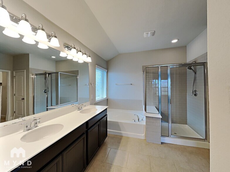 Building Photo - 3367 De Coronado Trail