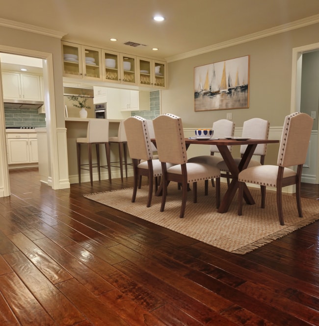 Building Photo - 1219 Essex Ln