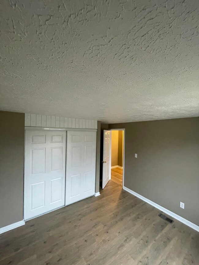 Building Photo - 6630 Cordova Dr