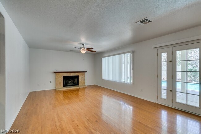 Building Photo - 8224 Tivoli Cove Dr
