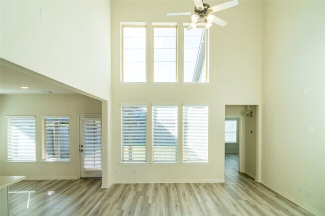 Building Photo - 3618 Windward Canyon Dr