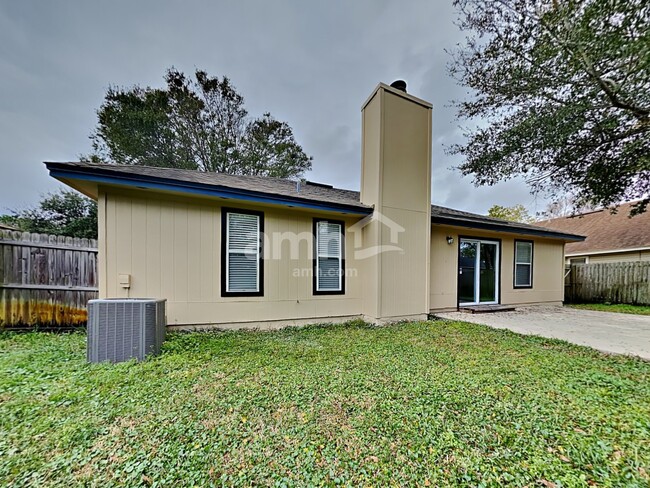 Building Photo - 2391 Snowy Egret Dr