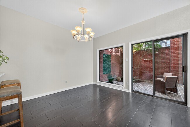 Building Photo - 7447 Cambridge St