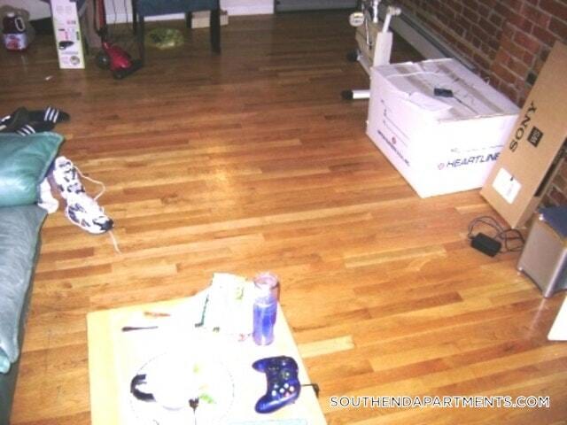 Building Photo - 204 Northampton St