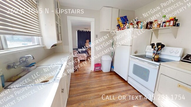 Building Photo - Pet Friendly 2 Bedroom 1 bath