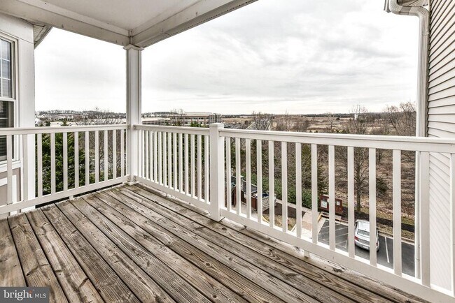 Building Photo - 512 Sunset View Terrace SE