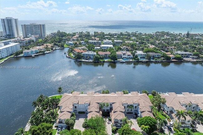 Building Photo - 21301 NE 38th Ave