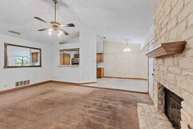 Building Photo - Heart of Pflugerville