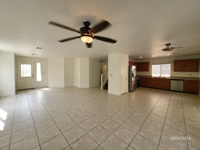 Building Photo - 4330 Mangrove Bay St