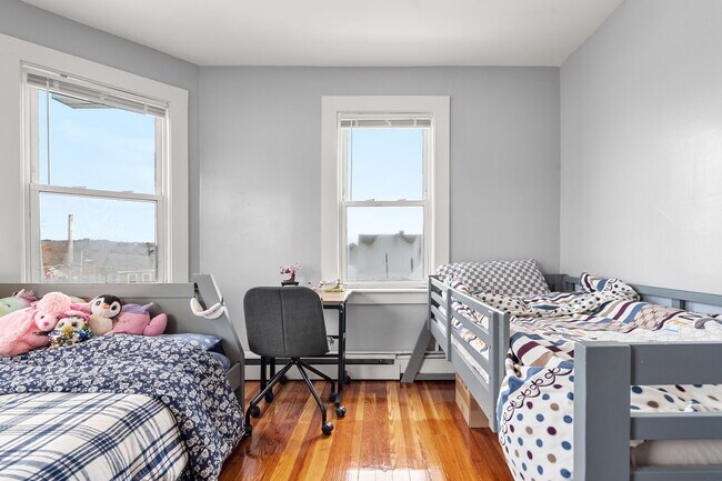 Building Photo - 20-22 Highview St