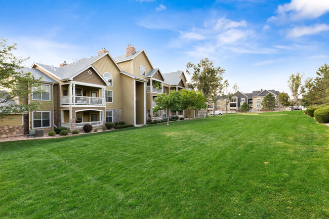 Building Photo - 6021 Castlegate Dr W