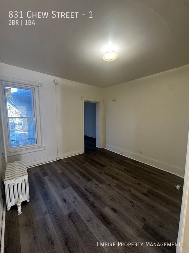 Building Photo - 831 W Chew St