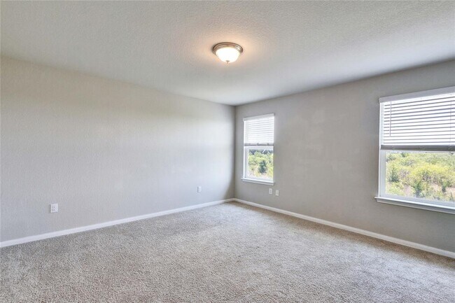 Building Photo - 13923 Macquarie Dr