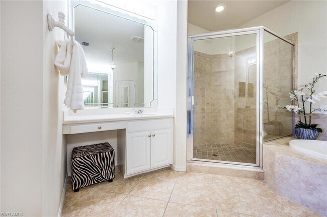 Building Photo - 12237 Toscana Way