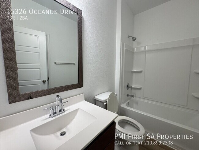 Building Photo - 15326 Oceanus Dr