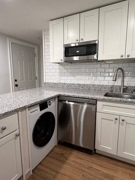 Kitchen - 2029 Maryland Ave