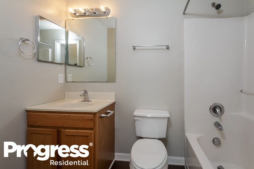 Building Photo - 13518 Padron Ct