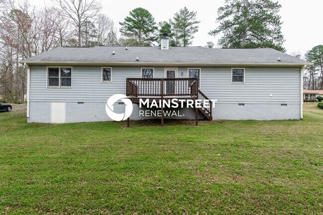 Building Photo - 3 Bedroom Pet-Friendly Home in Stockbridge, GA with Main Street Renewal