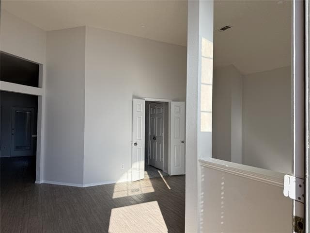 Building Photo - 2857 Hampshire Ln