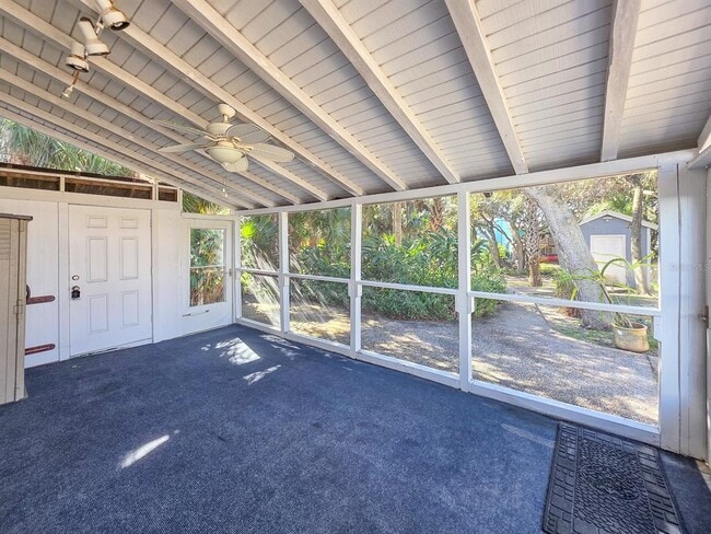 Building Photo - 1340 S Central Ave