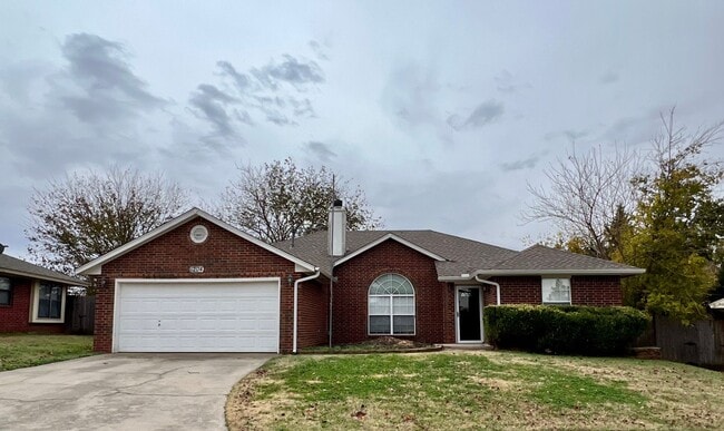 Building Photo - Nice 4 Bed 2 Bath home in Norman