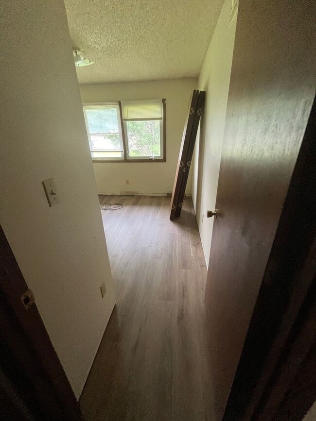 Building Photo - 2221-2221 Davis St