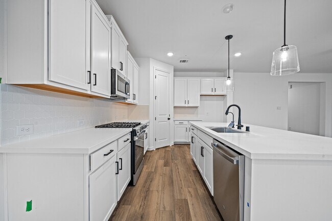 Building Photo - 17443 Chester Valley Trail