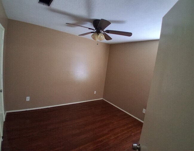 Building Photo - 8714 Orchard Ridge Ln