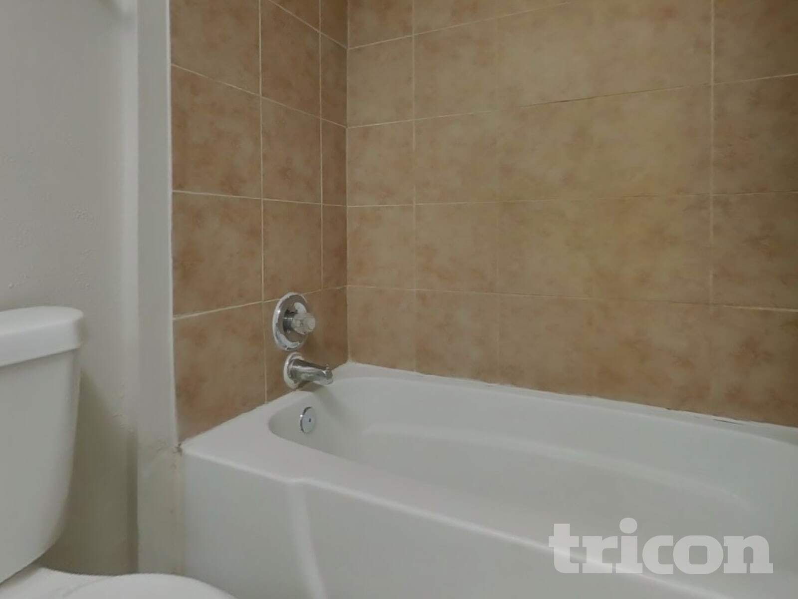 Building Photo - 8510 Sorrel Dr