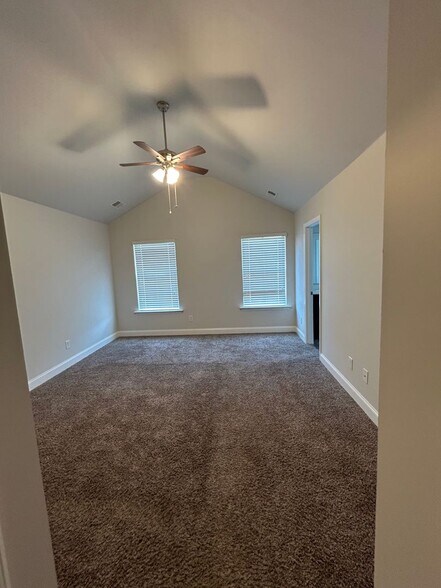 Building Photo - 6016 Barringer Ct