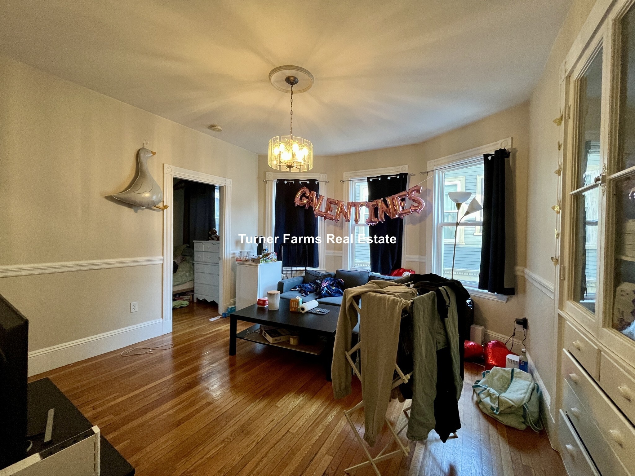 Building Photo - 122 Calumet St