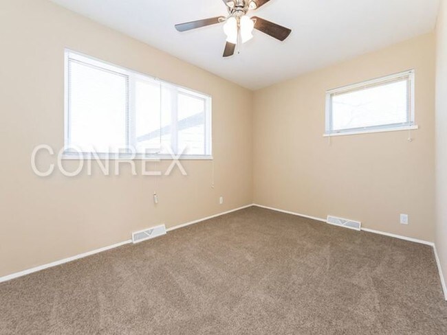 Building Photo - 3 bdrm, 1 bath in KC, MO!