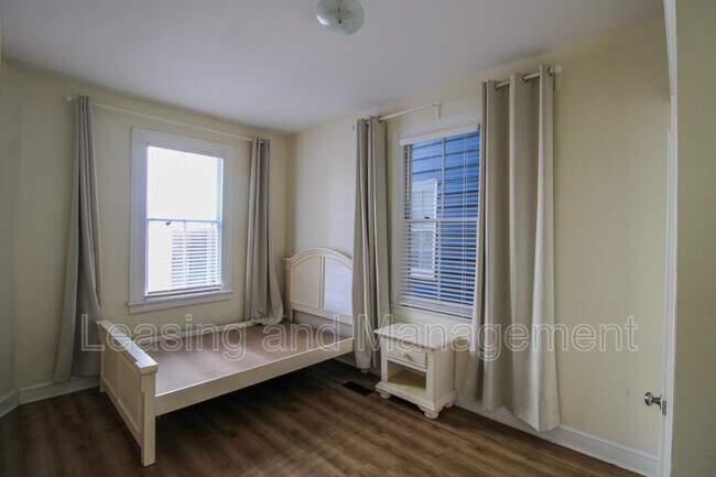 Building Photo - 3 Woolfe St