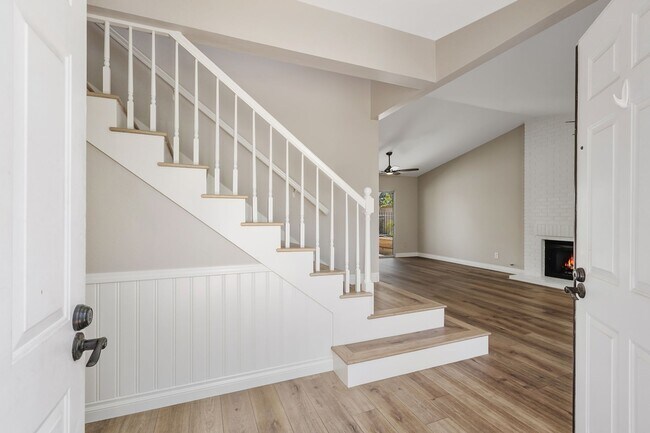 Building Photo - 42994 Agena St