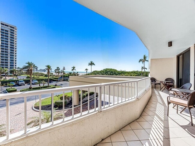 Building Photo - 380 Seaview Ct