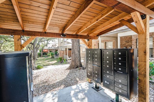 Building Photo - 7825 Beauregard Cir