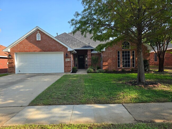 Primary Photo - 1097 Springhill Dr