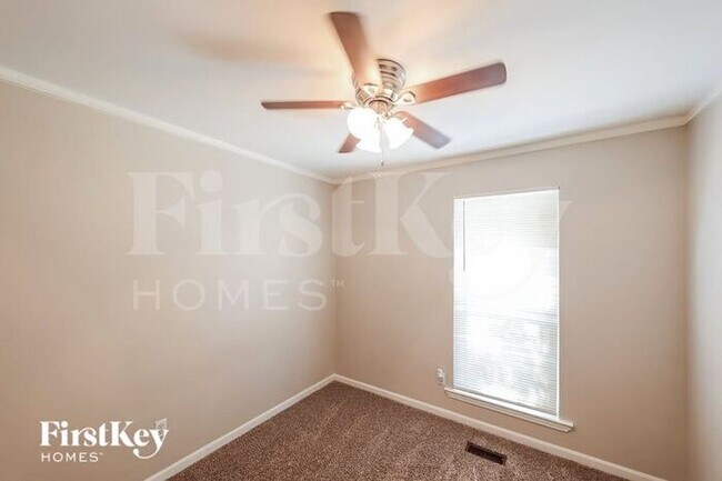 Building Photo - 1521 Cedargate Cir